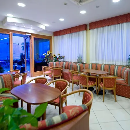 Ξενοδοχείο Astoria - 3stelle S 3*