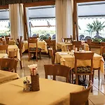 Astoria - 3stelle S 호텔 3*
