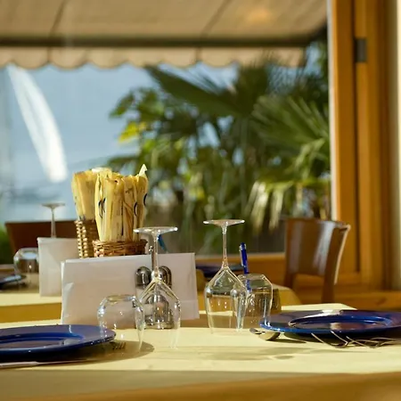 ホテル Astoria - 3stelle S 3*