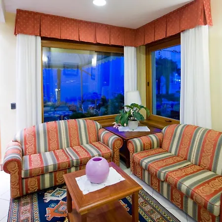 ホテル Astoria - 3stelle S