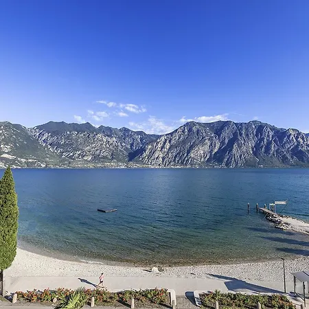 Astoria - 3stelle S ホテル 3*